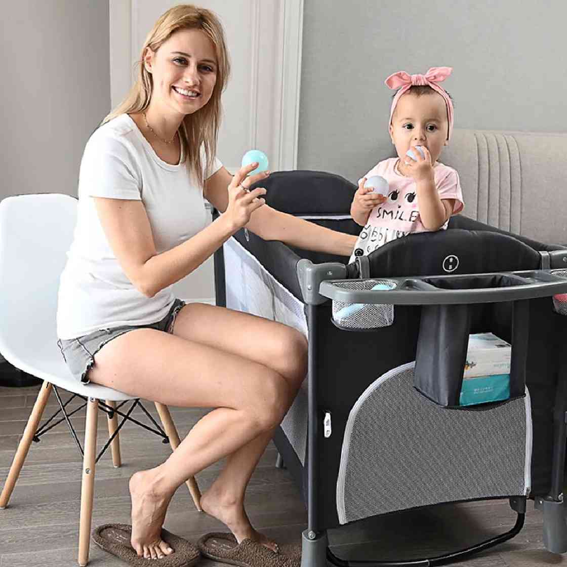 Teknum in Baby Bedside Co Sleeper Bassinet and Playpen wt