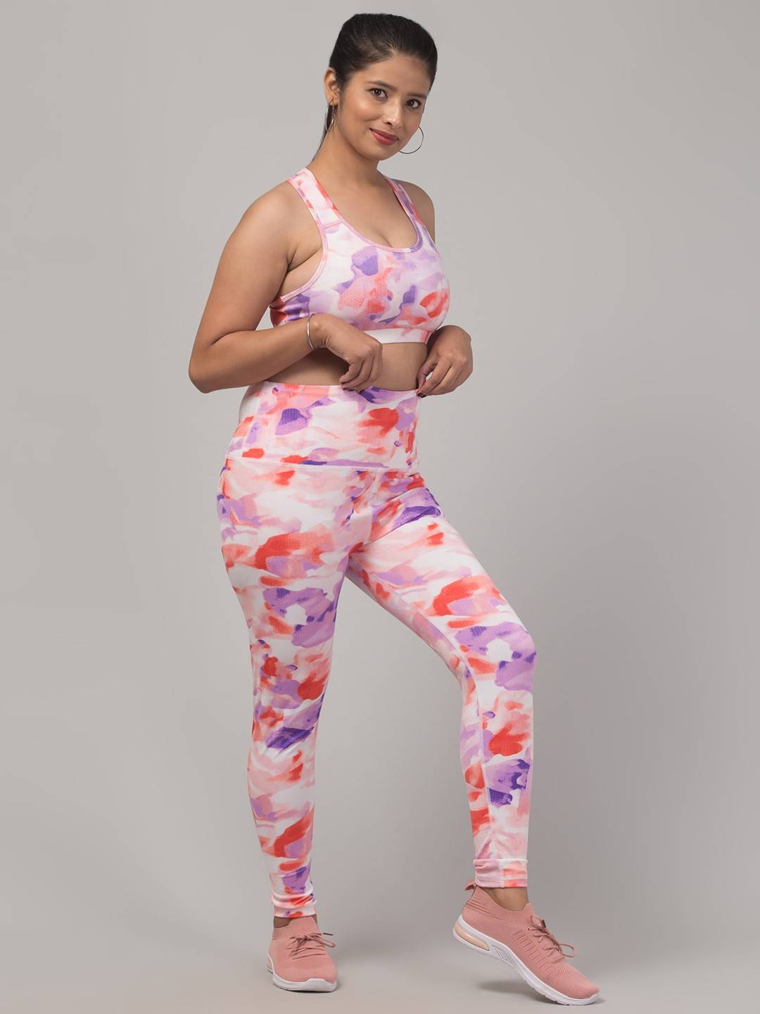 Latest Stylish High Quality Printed Sports Wear Set/Printed Gym